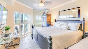 3 bedrooms, desk, iron/ironing board, free WiFi - Oceanwalk - Exclusive Views + 2 Pools & Hot Tub (New Smyrna Beach)