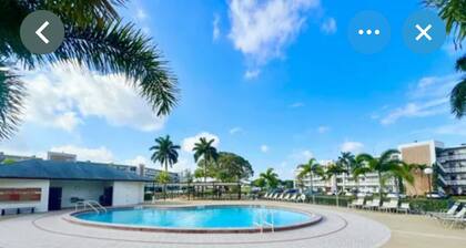 Charming renovated 2-bedroom condo with Central AC in Boca Raton