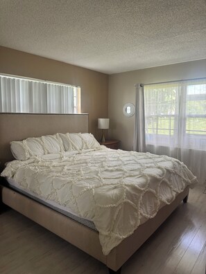 2 Schlafzimmer, WLAN, Bettwäsche, Rollstuhlgeeignet