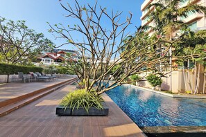 Outdoor pool - Bhanwar Singh Palace Pattaya (Pattaya)