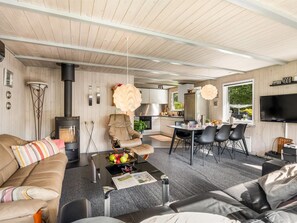 Tv och eldstad