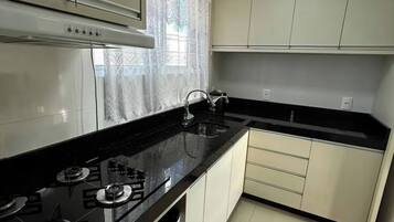 Fridge, microwave, stovetop, electric kettle