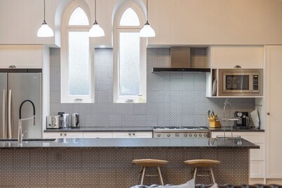 The Old Church, a charming 3-bedroom house with AC in Rylstone