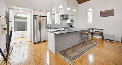 The Old Church, a charming 3-bedroom house with AC in Rylstone
