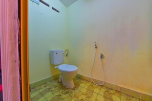 تجهيزات دش، مجففات شعر، مناشف، صابون