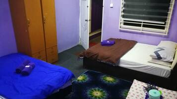 Basic Triple Room | Free WiFi