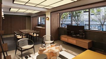 Superior Suite | Desk, laptop workspace, blackout drapes, iron/ironing board