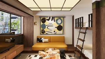 Superior Suite | Desk, laptop workspace, blackout drapes, iron/ironing board