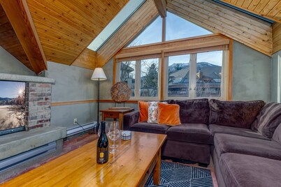 Fitzsimmons D - Located in the Heart of Whistler Village, Private Sauna