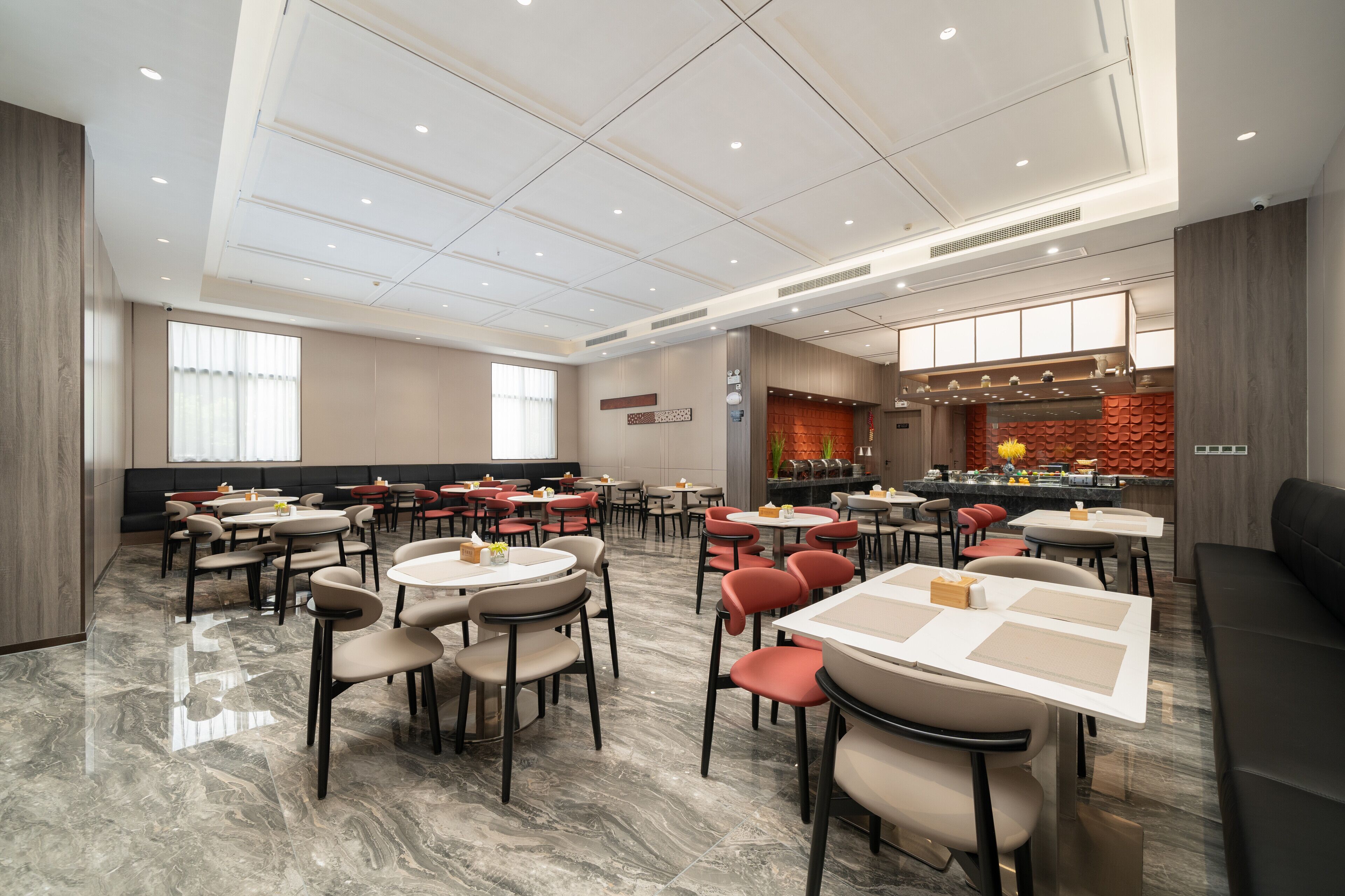 Free daily buffet breakfast