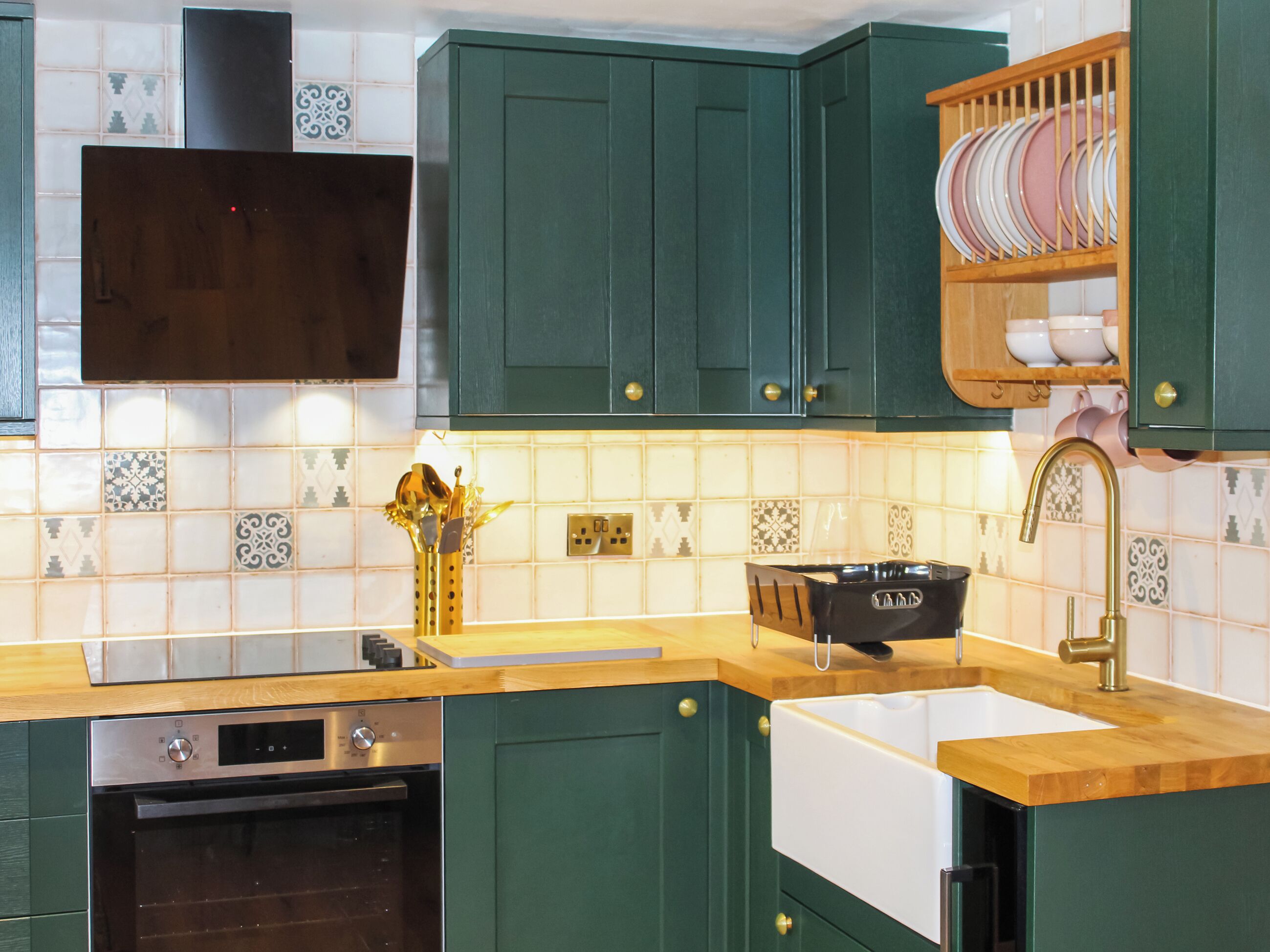 Lavavajillas y periquera 