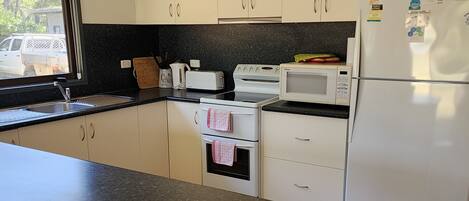 Mikrowelle, Ofen, Herdplatte