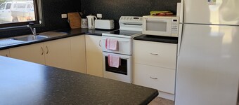 Bemm River Cottages Perch Cottage - Pet friendly well-equipped holiday cottage