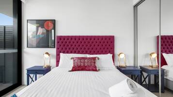 Huoneisto | 1 makuuhuone, kannettavalle tietokoneelle sopiva työtila