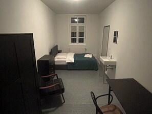 3 Schlafzimmer, Bügeleisen/Bügelbrett, WLAN, Bettwäsche