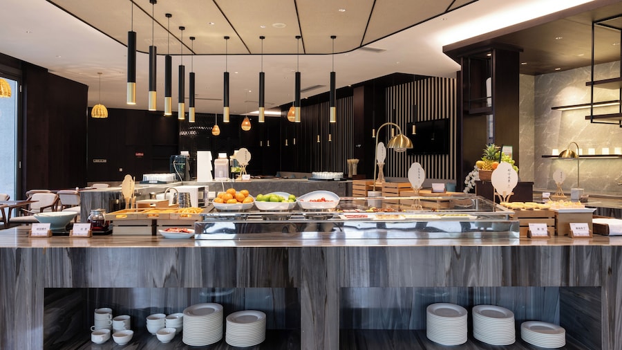 Liuzhou MixC Elite Hotel