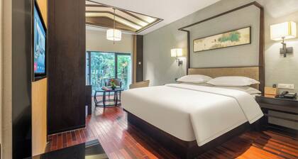 Liuzhou MixC Elite Hotel