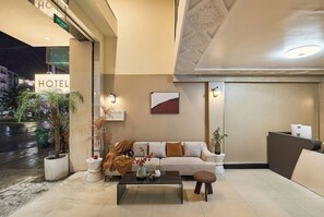 Reception - Secret Garden Phan Xich Long (Phu Nhuan)