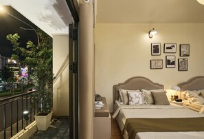 Family Room, City View | Free WiFi - Secret Garden Phan Xich Long (Phu Nhuan)