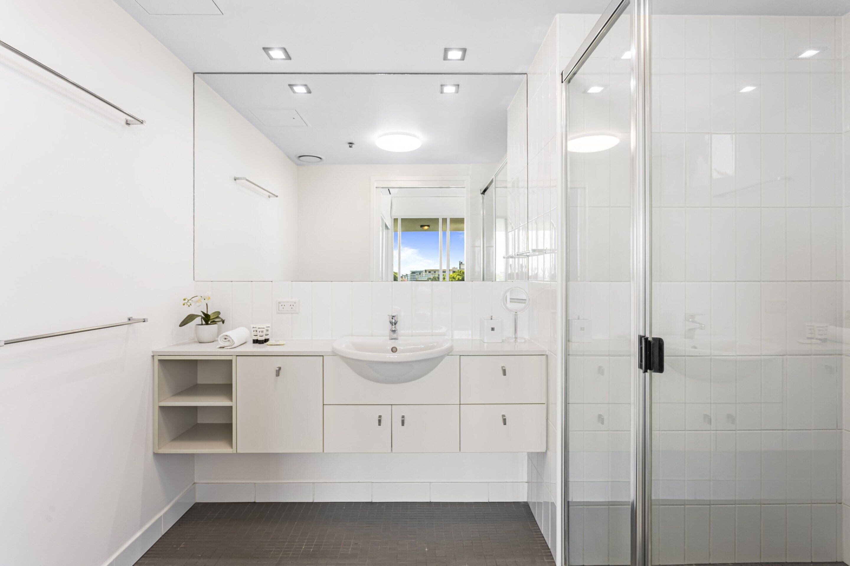 Apartment | Bathroom