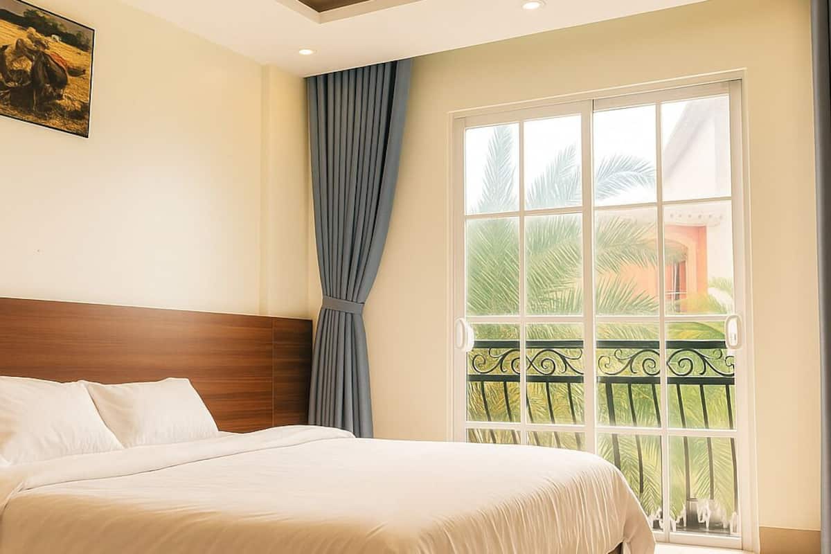 Standard Double Room, City View