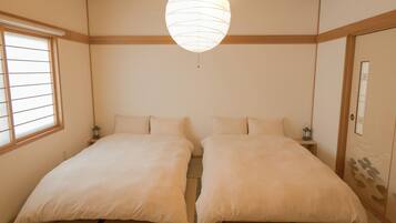 2 slaapkamers, een strijkplank/strijkijzer, gratis wifi, beddengoed