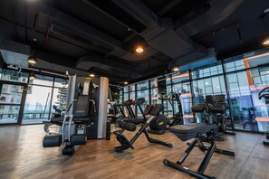 Fitness facility - Luxury 1 Bedroom with Pool Dubai Frame/Museum View (Dubai)