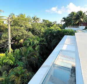 Villa, Balcony, Garden View | Teres/patio