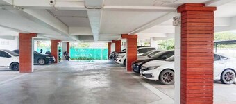 Luxe​ Stay​ near​ Amata​ City, Chonburi​