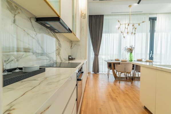 Luxury Villa, Patio, Golf View | Private kitchen | Full-size fridge, oven, stovetop, dishwasher