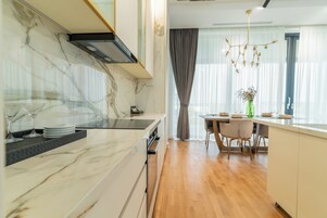 Luxury Villa, Patio, Golf View | Private kitchen | Full-size fridge, oven, stovetop, dishwasher