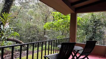 Coffres-forts dans les chambres, bureau