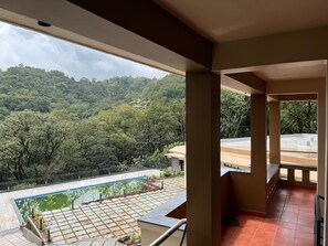 Coffres-forts dans les chambres, bureau