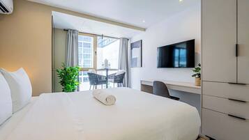 1 bedroom, iron/ironing board, WiFi, bed sheets