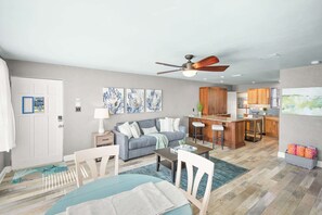 TV, offices - Private Beach Access, Sauna, Outdoor Fireplace (St. Augustine)