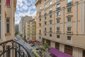 Deluxe Double Room | View from room - Karlion Palace Taksim (İstanbul)