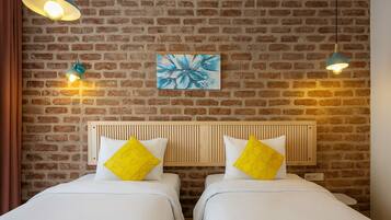 Familien-Suite | Minibar, Zimmersafe, individuell dekoriert, individuell eingerichtet