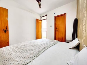 مكتب وواي فاي مجانًا