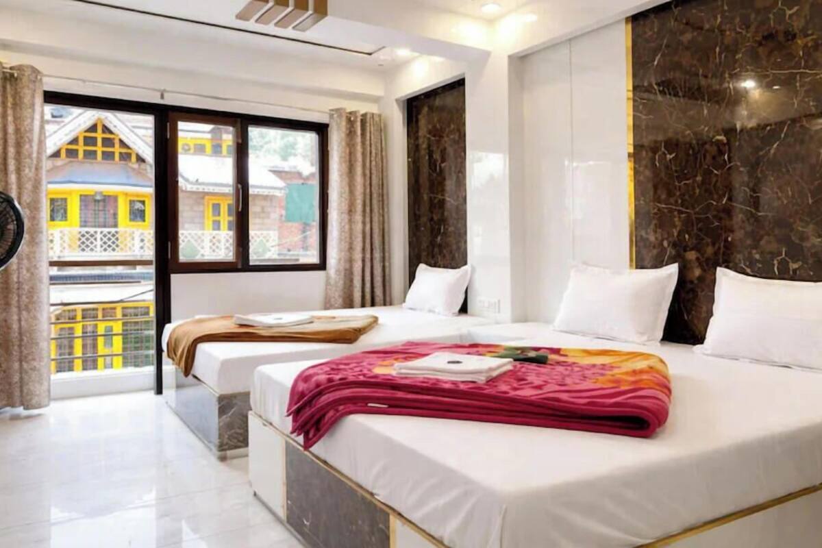 Hypo-allergenic bedding, desk, soundproofing, bed sheets