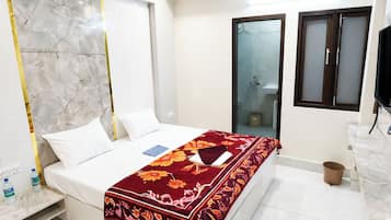 Ropa de cama hipoalergénica, escritorio y sistema de insonorización