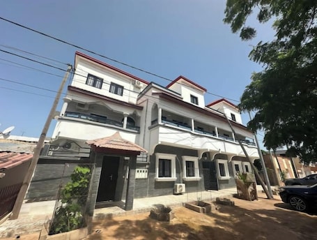 Exterior. Furnished apartment in Tambacounda