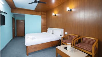 Chambre Deluxe double, Plusieurs lits | Literie hypoallergénique, bureau, système d’insonorisation