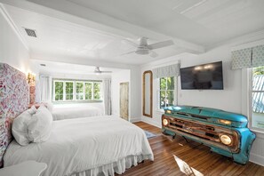 4 chambres, fer et planche à repasser, Wi-Fi gratuit, draps fournis