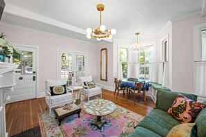 TV connectée, cheminée