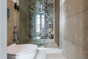 Shower, jetted bath, hair dryer, bidet - La Dimora sotto le Stelle (Noto)