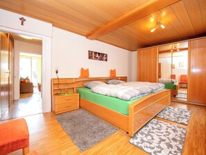 2 chambres, Wi-Fi gratuit, draps fournis