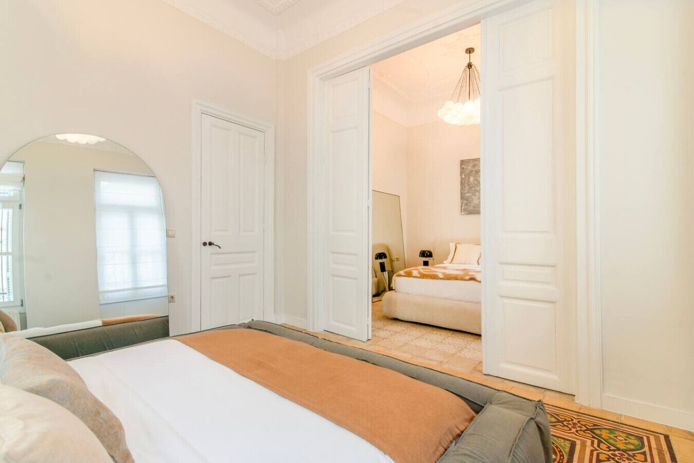 3 Schlafzimmer, Schreibtisch, Bügeleisen/Bügelbrett, WLAN