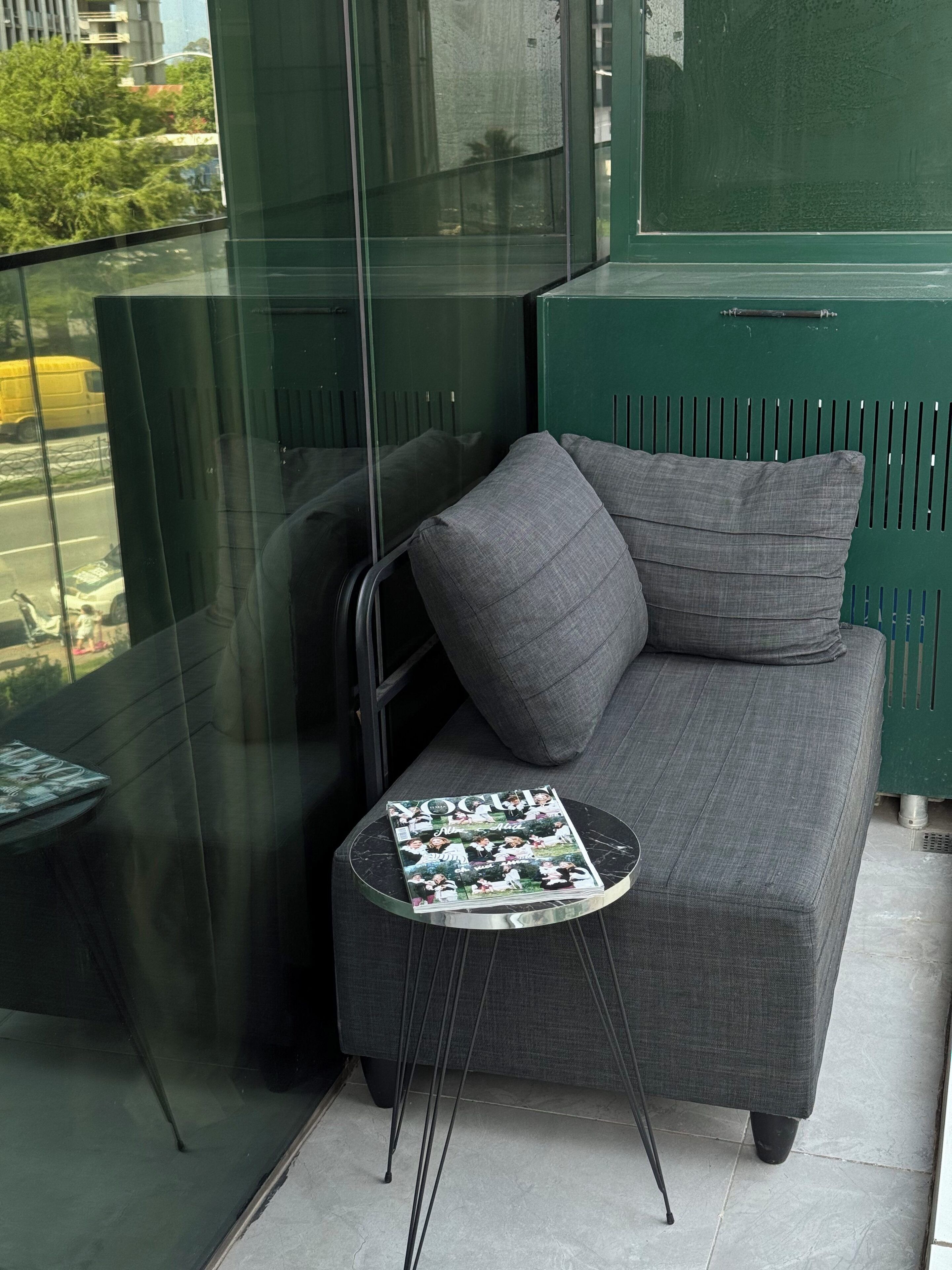Apartment, 1 Bedroom, Balcony | Living area