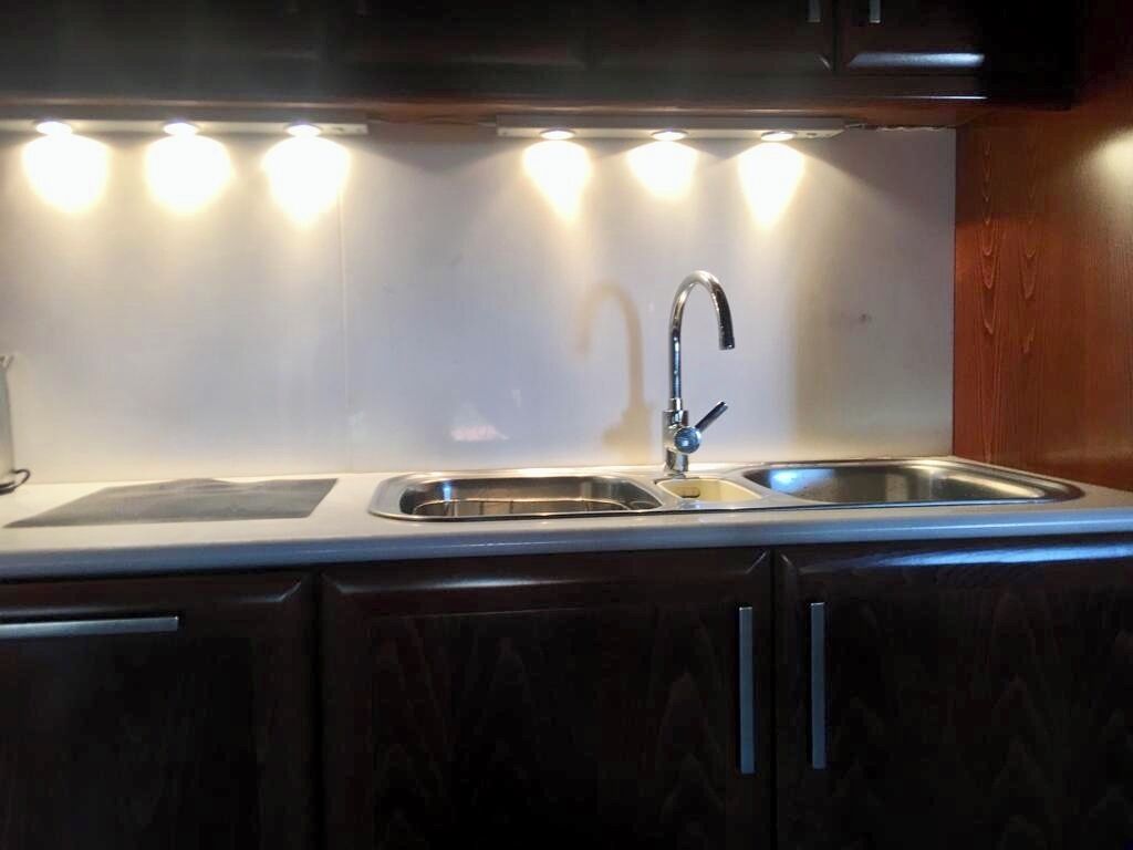 Mikroaaltouuni, uuni, astianpesukone