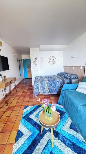 アイロン / アイロン台、WiFi、ベッドシーツ